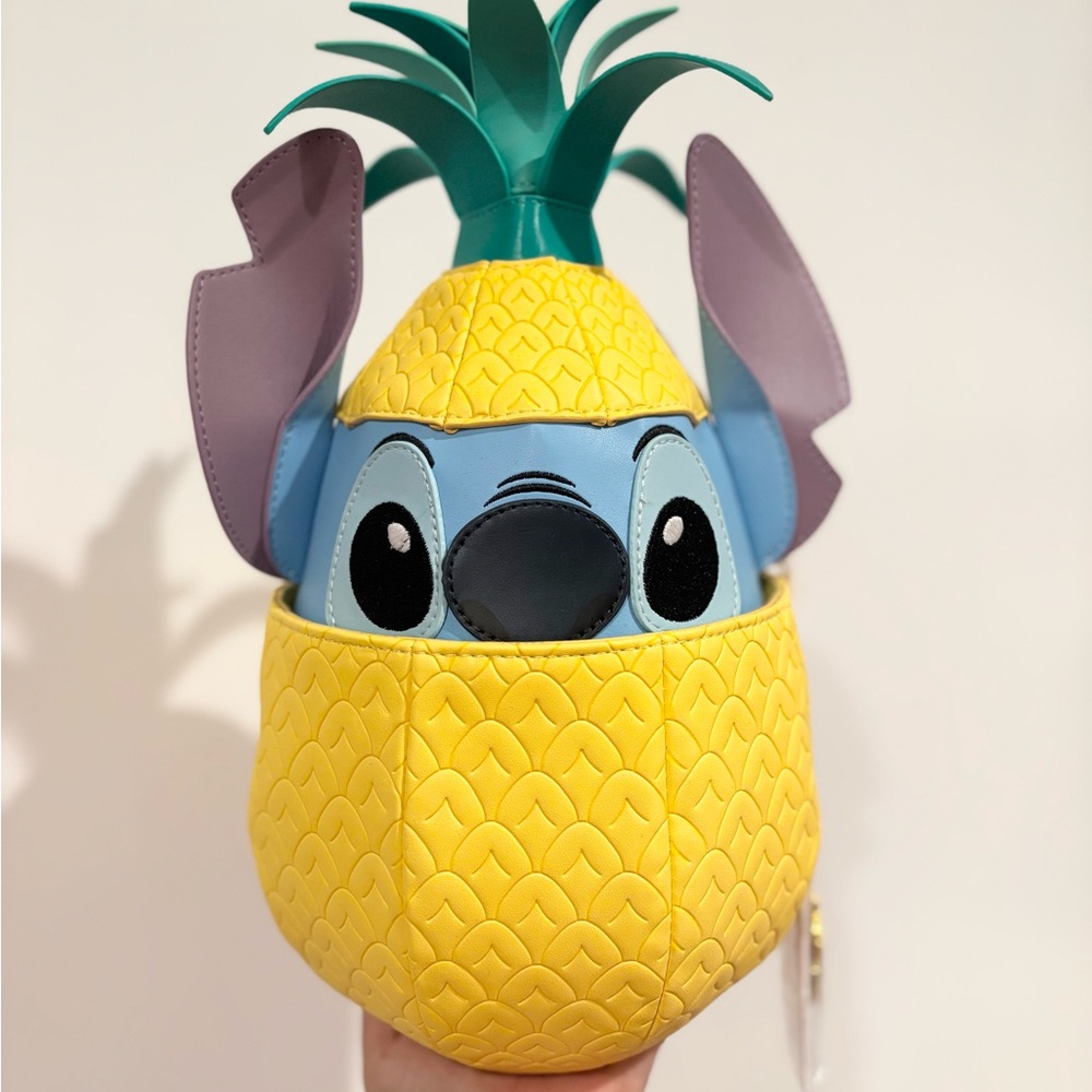 Disney Loungefly Stitch Pineapple Crossbody